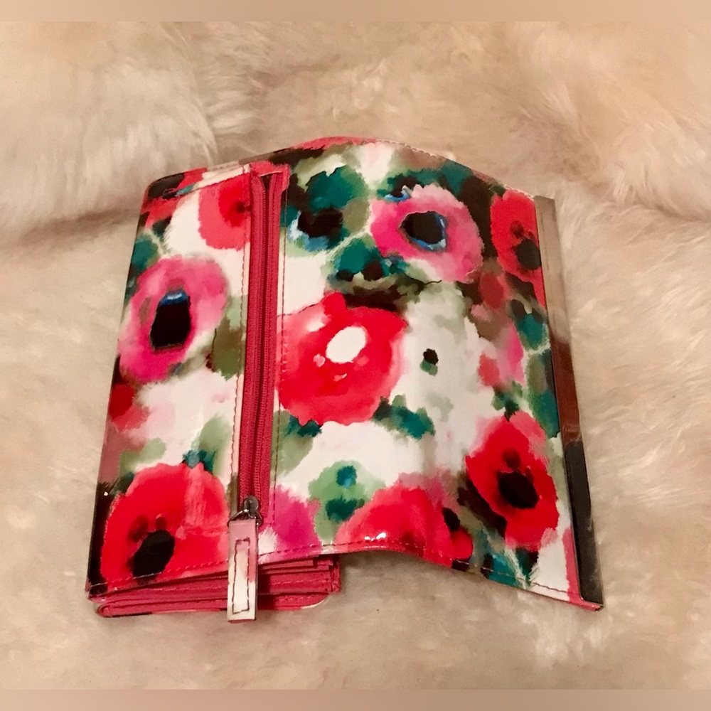 Floral Wallet With Multiple Pockets And Adjustabl… - image 4
